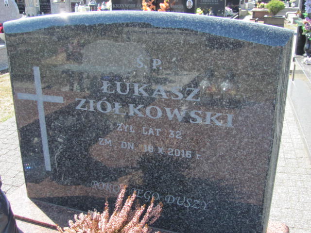 Łukasz Ziółkowski 1986 Kałuszyn - Grobonet - Wyszukiwarka osób pochowanych