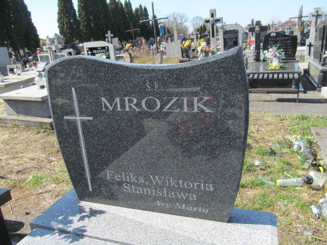 Janusz Mrozik 1947 Kałuszyn - Grobonet - Wyszukiwarka osób pochowanych